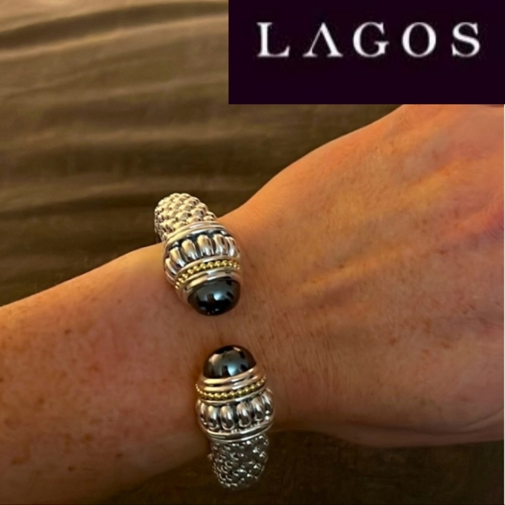 *SOLD* Genuine Lagos Caviar Hinged Cuff 14mm Retail $1200